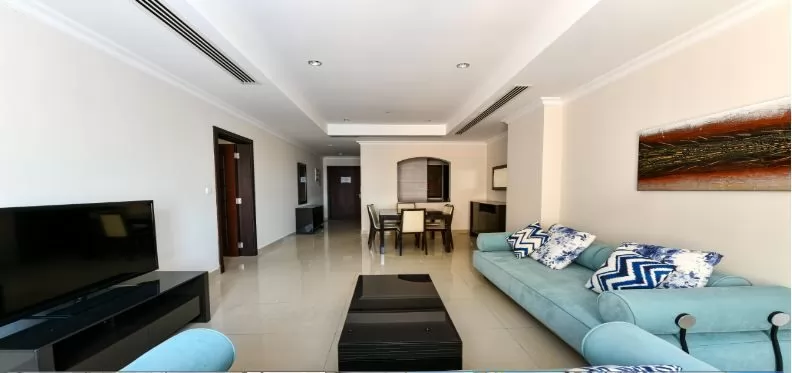 Residential Ready Property 1 Bedroom F/F Apartment  for rent in The-Pearl-Qatar , Doha-Qatar #11585 - 1  image 